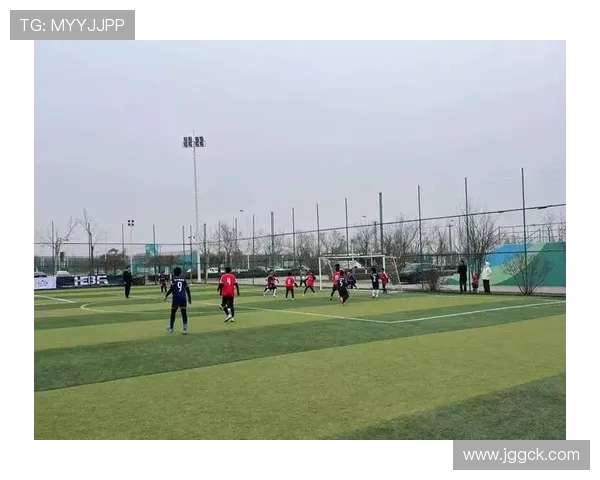 长沙四海足球的崛起与发展：从地方俱乐部到全国竞技舞台的突破之路